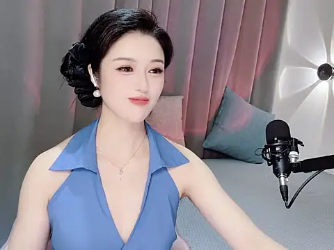 Momo-Wow online show from 2, 6, 2026