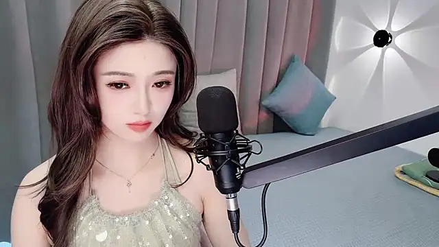 Momo-Wow online show from 16, 6, 2026