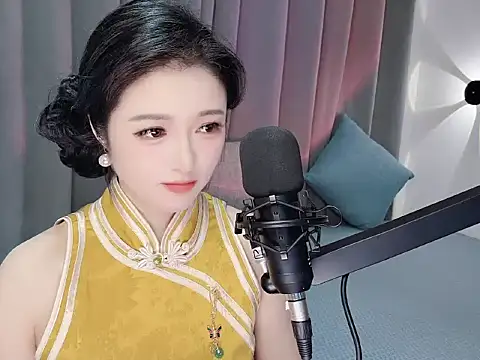 Momo-Wow online show from 11, 6, 2026