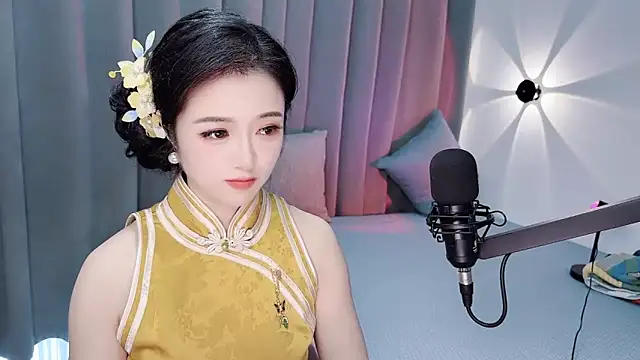 Momo-Wow online show from 18, 7, 2026