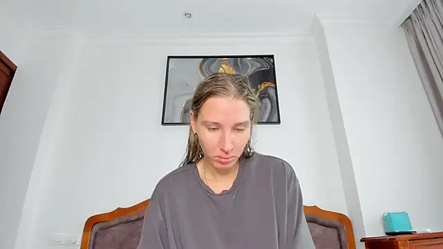 SofiClimbing online show from 5, 12, 2025