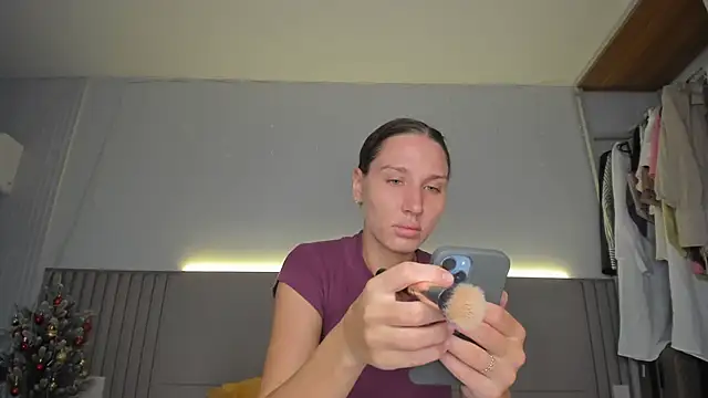 SofiClimbing online show from 7, 2, 2026