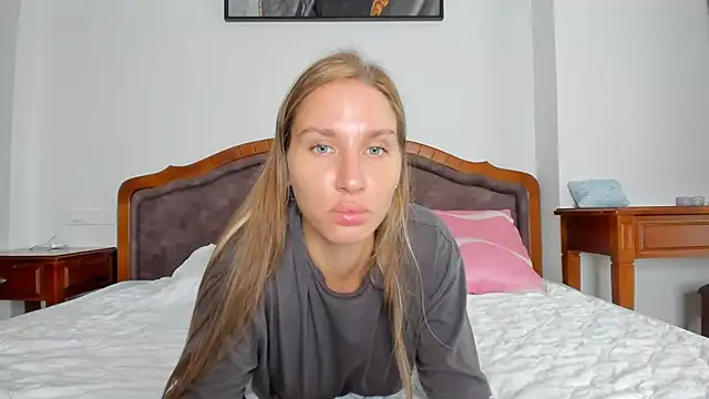 SofiClimbing online show from 9, 11, 2025