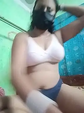 Sayanichatterjee024 online show from 12, 6, 2026