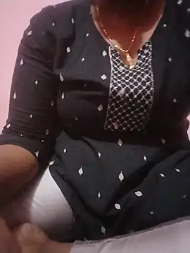 Snapshot of Tamilvalarmathi chatting on 28, 6, 2026 Tamilvalarmathi online show from 28, 6, 2026