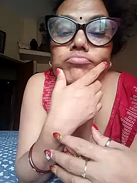 Snapshot of chatterjeesayani567 chatting on 14, 7, 2026 chatterjeesayani567 online show from 14, 7, 2026