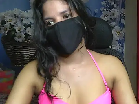 Snapshot of hii-tanisa chatting on 4, 7, 2026 hii-tanisa online show from 4, 7, 2026