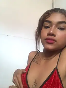 Snapshot of andreacarolina19 chatting on 8, 7, 2026 andreacarolina19 online show from 8, 7, 2026