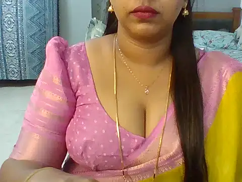 Snapshot of Tamil_hot_Meenu chatting on 15, 7, 2026 Tamil hot Meenu online show from 15, 7, 2026