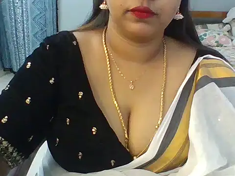 Snapshot of Tamil_hot_Meenu chatting on 23, 6, 2026 Tamil hot Meenu online show from 23, 6, 2026
