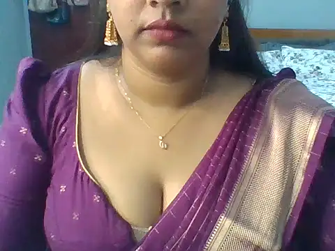 Snapshot of Tamil_hot_Meenu chatting on 9, 6, 2026 Tamil hot Meenu online show from 9, 6, 2026