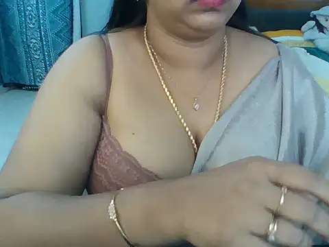 Snapshot of Tamil_hot_Meenu chatting on 18, 6, 2026 Tamil hot Meenu online show from 18, 6, 2026