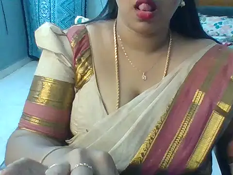 Snapshot of Tamil_hot_Meenu chatting on 26, 6, 2026 Tamil hot Meenu online show from 26, 6, 2026