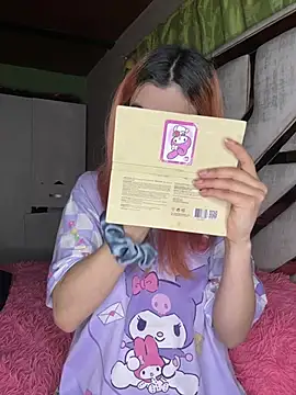 Snapshot of Nana-Komatsu chatting on 26, 6, 2026 Nana-Komatsu online show from 26, 6, 2026
