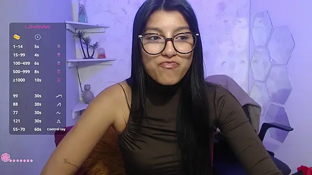 Hailey Adams online show from 6, 7, 2026