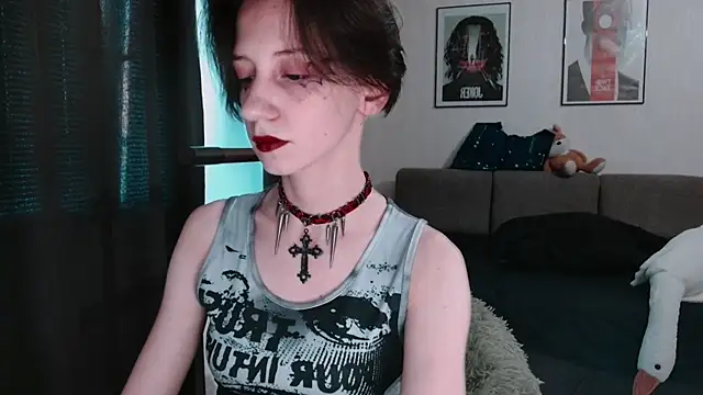 secrettt poison online show from 23, 7, 2026