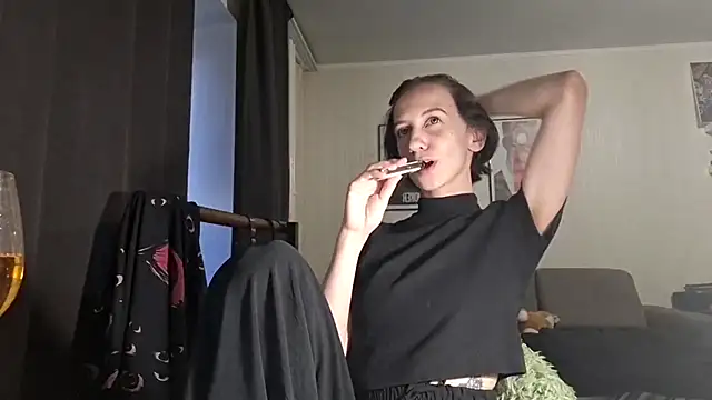 secrettt poison online show from 6, 7, 2026