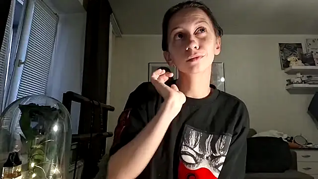 secrettt poison online show from 26, 6, 2026