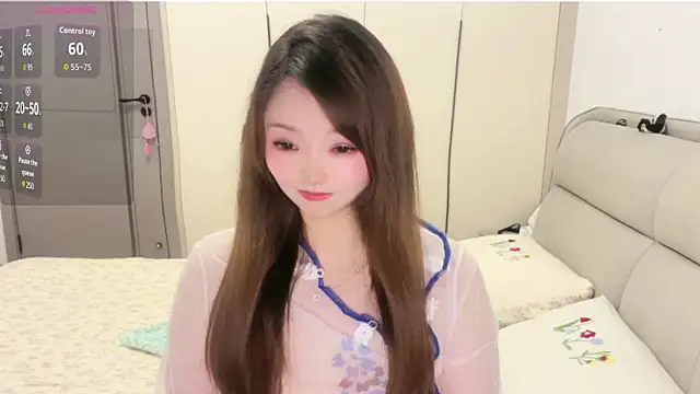 Snapshot of kiki-33 chatting on 2, 6, 2026 kiki-33 online show from 2, 6, 2026
