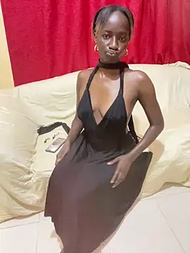 Snapshot of Beauty_Blacck chatting on 7, 6, 2026 Beauty Blacck online show from 7, 6, 2026