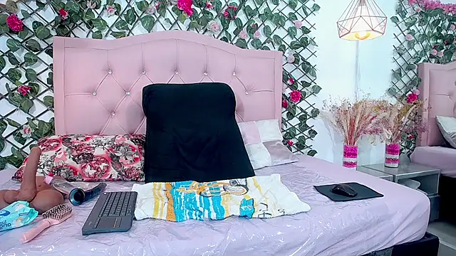 Alexita Sweet online show from 16, 7, 2026