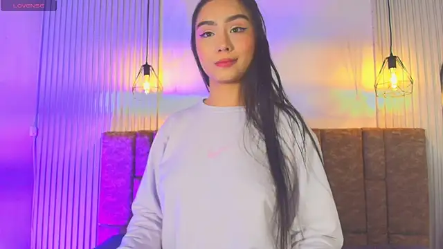 KENNIA SWEETIEE online show from 8, 6, 2026