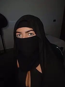 nayla mohammed  online show from 1, 6, 2026