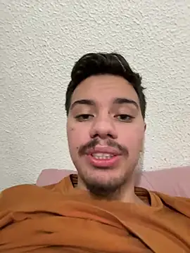 Deliciinha2 online show from 11, 6, 2026