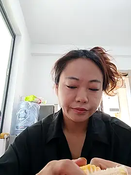 Snapshot of Yaoyao__ chatting on 6, 6, 2026 Yaoyao online show from 6, 6, 2026