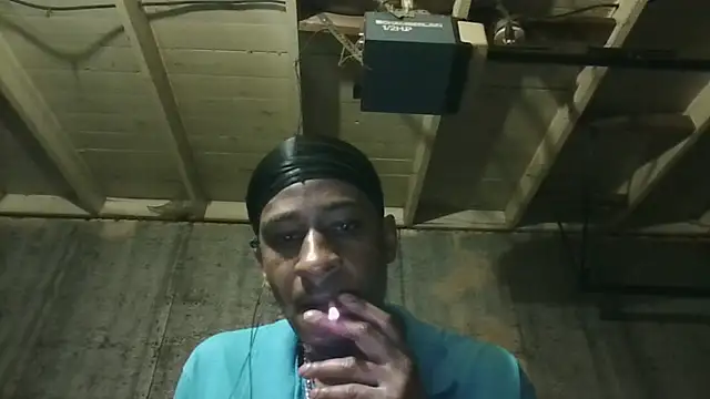 Snapshot of Leo99842 chatting on 21, 6, 2026 Leo99842 online show from 21, 6, 2026