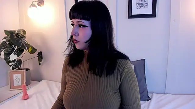 Snapshot of annyy_catt chatting on 25, 6, 2026 annyy catt online show from 25, 6, 2026