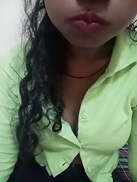 Snapshot of Sexy-Zeenat chatting on 29, 6, 2026 Sexy-Zeenat online show from 29, 6, 2026