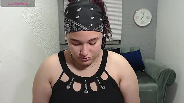 leilasosexy online show from 24, 6, 2026