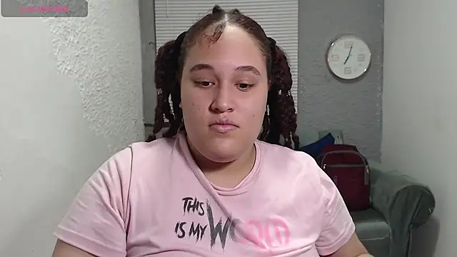 leilasosexy online show from 6, 7, 2026