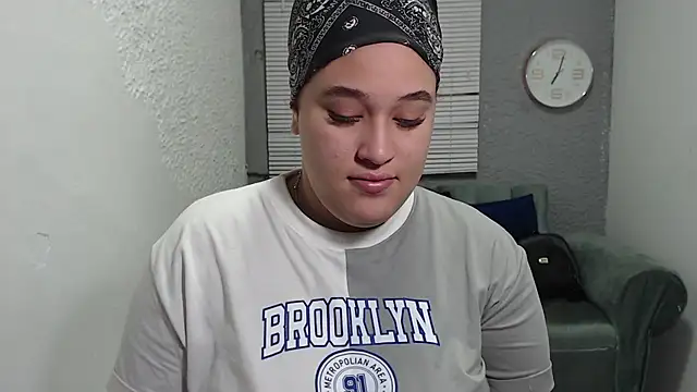 leilasosexy online show from 12, 6, 2026