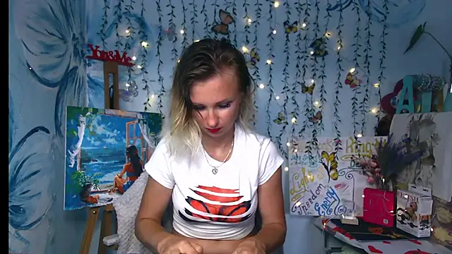 Snapshot of magic_life chatting on 9, 7, 2026 magic life online show from 9, 7, 2026
