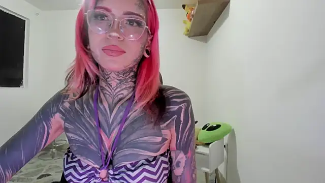 Nickidoll66  online show from 3, 7, 2026