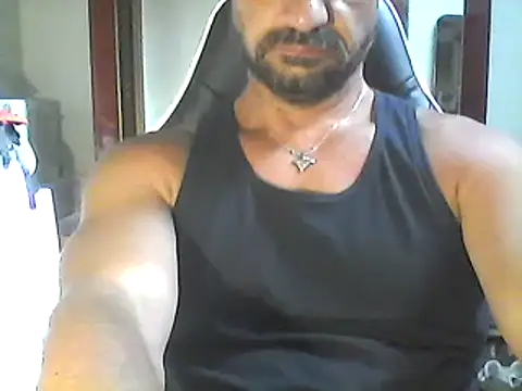 Snapshot of francesc80 chatting on 5, 7, 2026 francesc80 online show from 5, 7, 2026