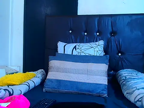 Snapshot of sexybitchh22 chatting on 30, 6, 2026 sexybitchh22 online show from 30, 6, 2026