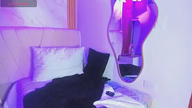ruby nixie online show from 5, 7, 2026
