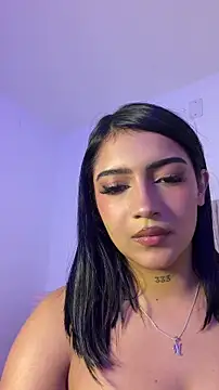 Snapshot of Nicolegh_ chatting on 21, 6, 2026 Nicolegh online show from 21, 6, 2026