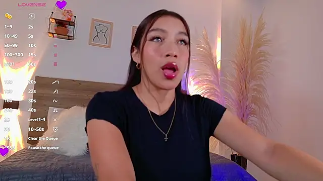  Emmakiss  online show from 16, 6, 2026