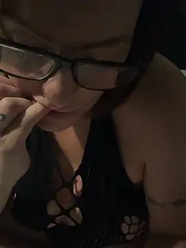 Snapshot of inkgirl222 chatting on 1, 7, 2026 inkgirl222 online show from 1, 7, 2026