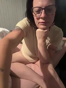 Snapshot of inkgirl222 chatting on 21, 6, 2026 inkgirl222 online show from 21, 6, 2026