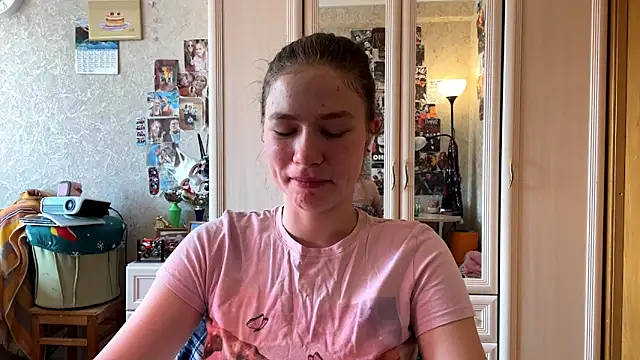 Snapshot of Codi_Rostersy chatting on 12, 6, 2026 Codi Rostersy online show from 12, 6, 2026