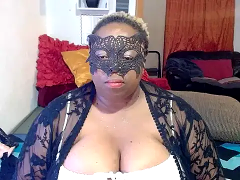 Snapshot of ROSESNICKER00 chatting on 12, 7, 2026 ROSESNICKER00 online show from 12, 7, 2026