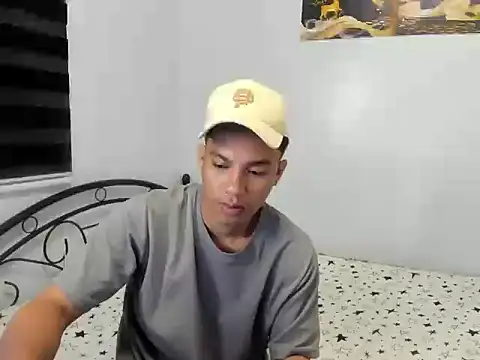 Snapshot of urfucker_vinz chatting on 17, 7, 2026 urfucker vinz online show from 17, 7, 2026