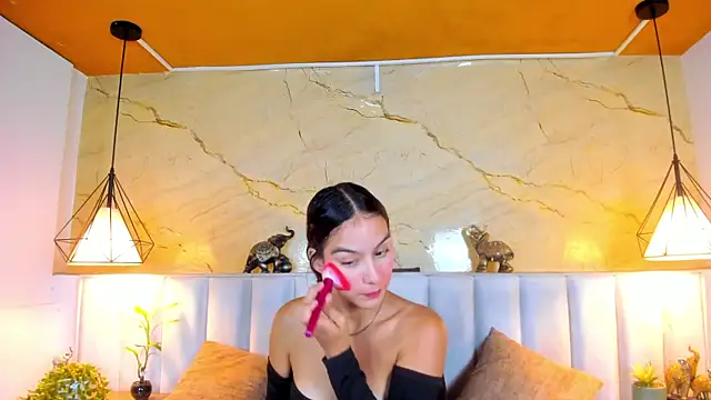 Snapshot of Natty_Mendez chatting on 8, 7, 2026 Natty Mendez online show from 8, 7, 2026