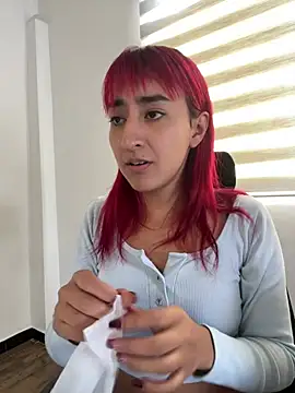 Juliethademon online show from 30, 6, 2026