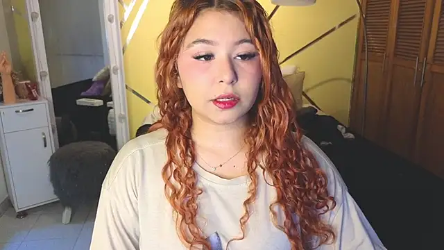 Snapshot of attenea_cutte chatting on 3, 7, 2026 attenea cutte online show from 3, 7, 2026